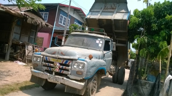 ขาย 6 ล้อดั้มหัวยาว คัสซี TOYOTA เครื่อง 6BB1 145 แรงม้า เฟืองท้ายใหญ่ สโลว์กลาง ทะเบียนเต็ม ราคาต่อรองได้ครับ