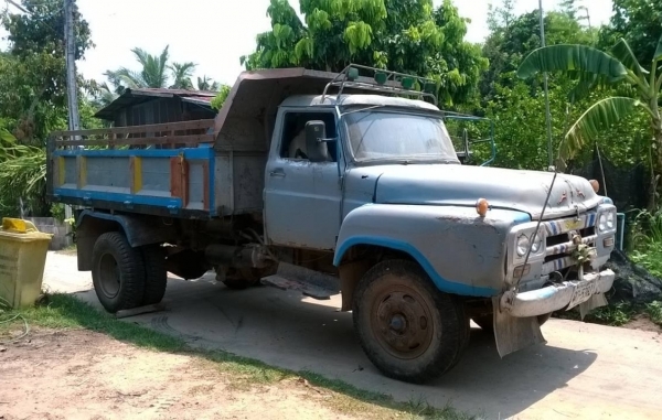 ขาย 6 ล้อดั้มหัวยาว คัสซี TOYOTA เครื่อง 6BB1 145 แรงม้า เฟืองท้ายใหญ่ สโลว์กลาง ทะเบียนเต็ม ราคาต่อรองได้ครับ