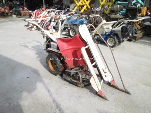 รถเกี่ยวข้าวเดินตาม     SATOH    BX-310   รหัสสินค้า : 14001757  หรือเพิ่มเติมไดที่ www.nihonmono.com