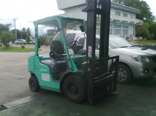 ขายรถ mitsubishi  grandia 2.5ton ดีเซล เสา4เมตร