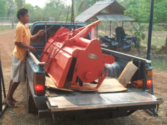 ขายโรตารี่่1.80 เมตรตราช้างใส่กับรถไถ 45 -47แรง