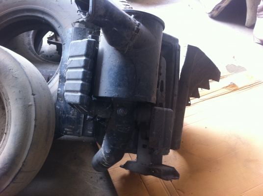 ขายเสื้อกรอง 10 ล้อ Hino 3M สภาพพร้อมใช้งาน ขายเสื้อกรอง 10 ล้อ Hino 3M สภาพพร้อมใช้งาน