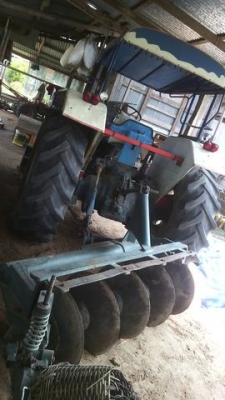 ขายรถไถฟอร์ด6600เสื้อลายรถพร้อมใช้เอกสารพร้อมจดทะเบียนโอนราคา350000