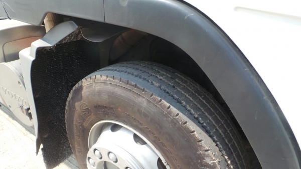 ขายด่วนรถหัวลาก ยี่ห้อวอลโว่ รุ่นFM12 ราคาเป็นกันเอง - ติดต่อคุณตั้ม 081-9512529