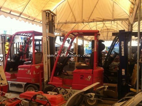รถยกไฟฟ้า    TOYOTA   3FB9  รหัสสินค้า : 14001774   หรือเพิ่มเติมไดที่ www.nihonmono.com