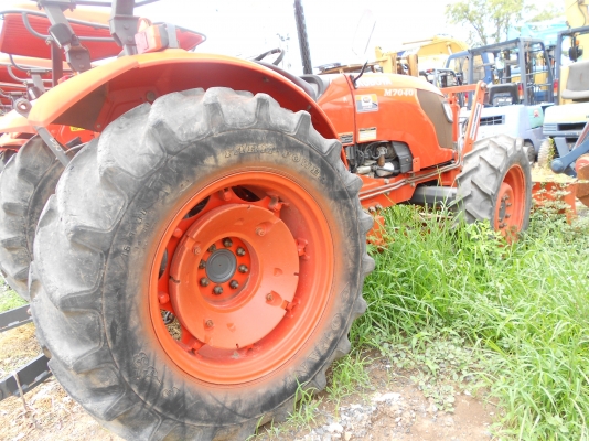 คูโบต้าแม็กซ์ M7040 พร้อมใบมีด