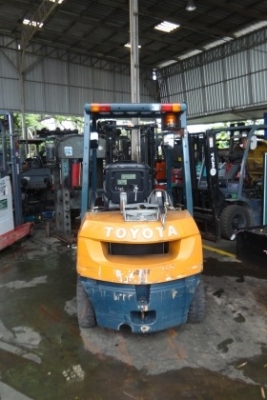 ขายรถ toyota รุ่น 7 เบนซิล + แก็ส เสาสูง 3 เมตร เข้าตู้ งาสไล์คชิฟ