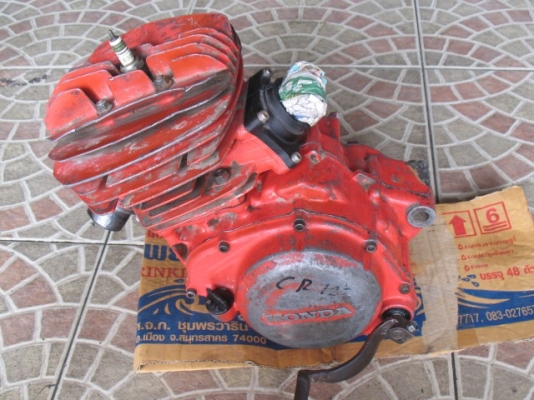 ขายเครื่องCR125และโช้คหลังKLX250เก่าญี่ปุ่น