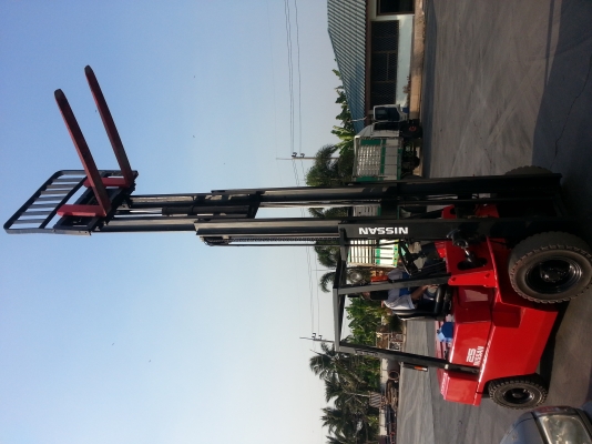 ขายถูกมาก โฟคลิฟนิสสัน 2.5ตัน ดีเชล ออโต้ ฟลูฟรี