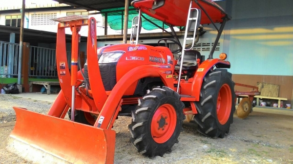 ขายรถไถ KUBOTA L3608 ดันหน้าคานบน+ผาน4