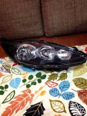 ไฟหน้า ford fiesta