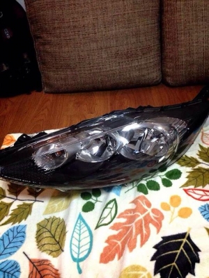 ไฟหน้า ford fiesta