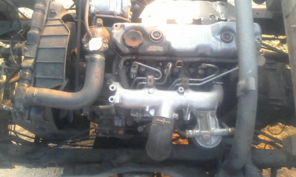 ขาย 6 ล้อ MITSUBISHI CANTER ปี 45 สภาพสวยพร้อมใช้ เครื่อง 4D34 110 แรงม้า คัสซีสวยตลอดเส้น ทะเบียนพร้อมโอน ราคาต่อรองได้ครับ