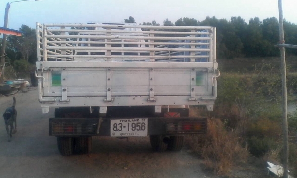 ขาย 6 ล้อ MITSUBISHI CANTER ปี 45 สภาพสวยพร้อมใช้ เครื่อง 4D34 110 แรงม้า คัสซีสวยตลอดเส้น ทะเบียนพร้อมโอน ราคาต่อรองได้ครับ