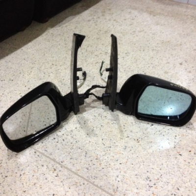 กระจกมองข้าง ESTIMA 01ถึง 05ของเก่าญี่ปุ่นเเท้สภาพสวย