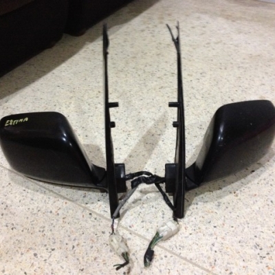 กระจกมองข้าง ESTIMA 01ถึง 05ของเก่าญี่ปุ่นเเท้สภาพสวย