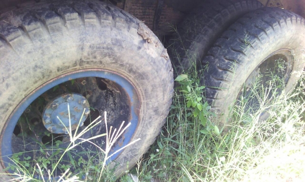 รถมิตซู 10 ล้อ  ท้ายลาด  FN527M - TD /  195 แรงม้า. ปี 37    สนใจติดต่อ  081 - 6079515