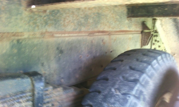 รถมิตซู 10 ล้อ  ท้ายลาด  FN527M - TD /  195 แรงม้า. ปี 37    สนใจติดต่อ  081 - 6079515