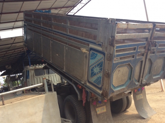 ขายด่วนรถสิบล้อHINOFM3Hดั้มเครือง195แรงรถสวยเดิมยางดี