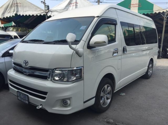 TOYOTA COMMUTER 2.5 ดีเชลล์ แต่งวีไอพีแล้ว หลังคาสุง แต่งวีไอพี พิเศษราคา 899,000 บาทเท่านั้นค่ะโทร 0922726669 คุณตันหยงค่ะ
