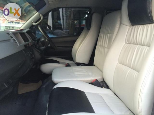 ขายด่วยๆ ร้อนๆ รถตู้ TOYOTA COMMUTER เบนซิน  LPG  2.7cc ปี 2011เบาะผ้า 4 แถว  สวยเต็มๆ ราคา 729,000 บาท โทร 0922726669  คุณตันหยง