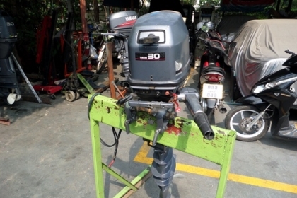 ขาย เครื่องเรือYAMAHA 30 CV  2 จังหวะ หาง 21 สภาพพร้อมใช้ติดง่ายเดินดี ราคา 39,000