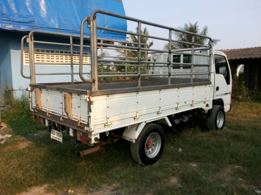 รถบรรทุก ISUZU 4 ล้อกลาง ปี 53 เครื่อง 100 แรง ราคา 280,000 บ.รถอยู่อยุธยา