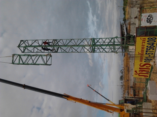 ขายทาวเวอร์เครน  4 ตัน สูง 35 เมตร แขนยาว 37 เมตร