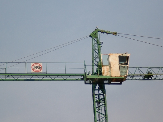 ขายทาวเวอร์เครน  4 ตัน สูง 35 เมตร แขนยาว 37 เมตร