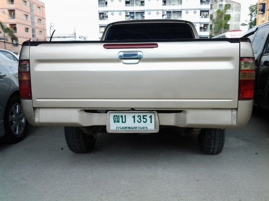 ปิคอัพ พร้อมลุยงาน สีทำใหม่ทั้งคันก่อนประกันหมด ปิคอัพ พร้อมลุยงาน สีทำใหม่ทั้งคันก่อนประกันหมด