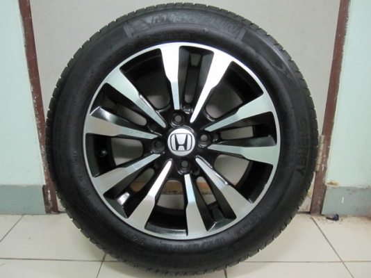 ขายล้อแม็ก Honda City ทำสีดำ ปัดหน้าเงามาใหม่ พร้อมยางขอบ 15