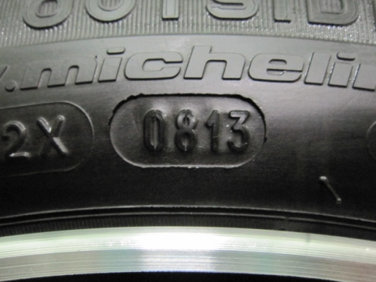 ขายล้อแม็ก Honda City ทำสีดำ ปัดหน้าเงามาใหม่ พร้อมยางขอบ 15