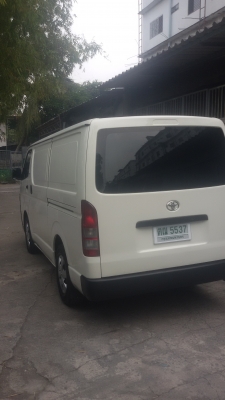 รถตู้ขายด่วน