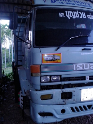 รถ10ล้ออีซูซุ  240นางฟ้า ติดต่อ080-1405528