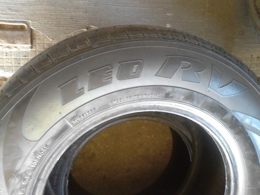 215/70R15 BRIDGESTONE LEO RV ชุด 4 เส้น TEL.081-427-3941 215/70R15 BRIDGESTONE LEO RV ชุด 4 เส้น TEL.081-427-3941