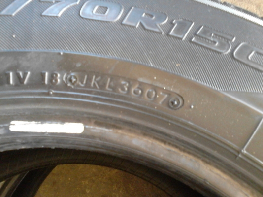 215/70R15 BRIDGESTONE LEO RV ชุด 4 เส้น TEL.081-427-3941 215/70R15 BRIDGESTONE LEO RV ชุด 4 เส้น TEL.081-427-3941