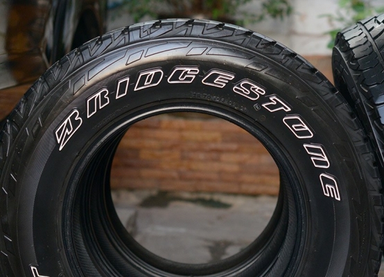 ยาง Bridgestone 697 AT 265-70-17