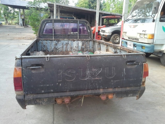 ISUZU KB2.2 รถทรงดี พร้อมใช้ ภาษี57 สำหรับเข้าไร่ ทำสวน หาเงินครับ ไม่ขับเที่ยวนะ