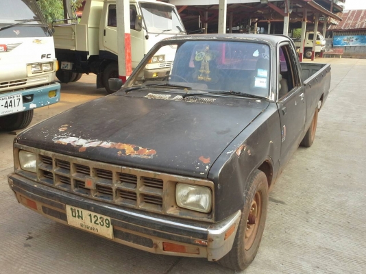 ISUZU KB2.2 รถทรงดี พร้อมใช้ ภาษี57 สำหรับเข้าไร่ ทำสวน หาเงินครับ ไม่ขับเที่ยวนะ