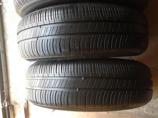 175/65R14 MICHELIN ENERGY XM2 ขาย ชุด 4 เส้น   ปี 2013  TEL.081-427-3941