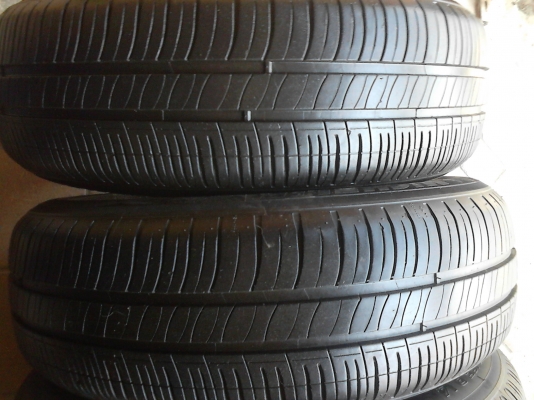 175/65R14 MICHELIN ENERGY XM2 ขาย ชุด 4 เส้น   ปี 2013  TEL.081-427-3941