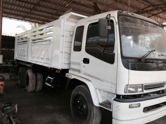 (เสร็จแล้วพร้อมขาย)10ลัอดั้ม2เพลา195แรงปี2540 Isuzu DECA. FVZ33MZPรถห้างแท้ เดิมๆทั้งคันสีไม่สวย..เก็บสีใหม่ทั้งคัน(ใกล้เสร็จ)