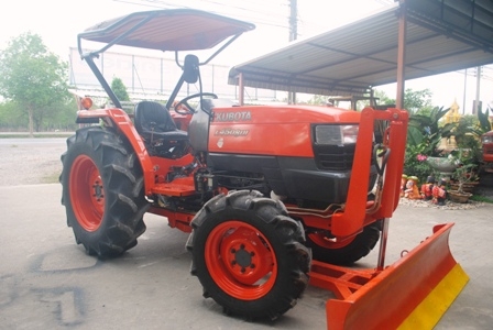 ขายรถไถKubota L4508DI (4WD) พร้อมใบมีดหน้า และผานพรวนช้างใหม่