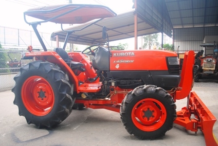 ขายรถไถKubota L4508DI (4WD) พร้อมใบมีดหน้า และผานพรวนช้างใหม่
