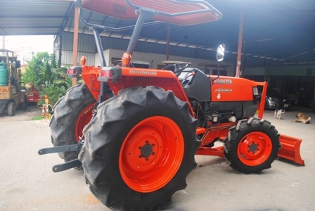 ขายรถไถKubota L4508DI (4WD) พร้อมใบมีดหน้า และผานพรวนช้างใหม่