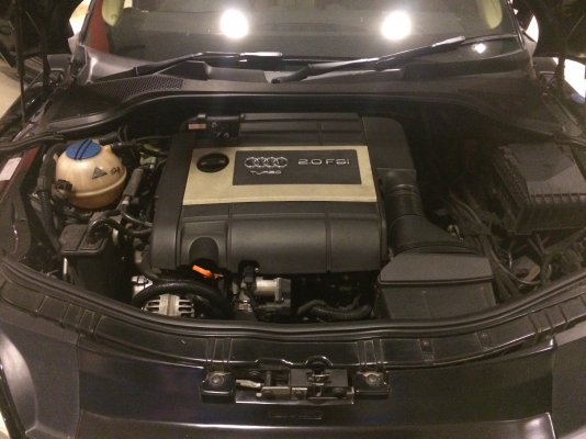 ขาย Audi TT ปี 2007 ชุดแต่ง R8 caractere เต็มรอบคัน เบิกนอก ล้อ avd1 19&quot; ยางใหม่ 4 เส้น ท่อสูตรออก 4 เครื่องเสียงชุดใหญ่ จอ pioneer bluetooth เบาะภายในสีครีมจากห้างหายากสุดๆ รถเคลือบแก้วชุดเต็มดูแลอย่างดี มือเดียวออกห้างซื้อเงินสดชื่อเดี๋ยวในเล่ม สภา