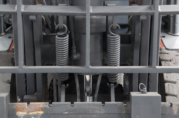 ขายรถโฟล์คลิฟท์มือสอง toyota รุ่น 8FG25 ราคา 355,000 บาท นำเข้าจากประเทศญี่ปุ่น 100\% ไม่เคยใช้งานในไทย