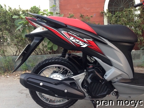 ขายClick 125i รุ่น Racing combi-brake สีเเดงดำ ปี57