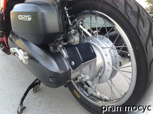 ขาย Honda Click 125i Street สีขาวแดง ปี2013