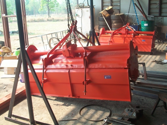 ขายโรตารี่่1.80 เมตรตราช้างใส่กับรถไถ 45 -47แรงยอยใหม่